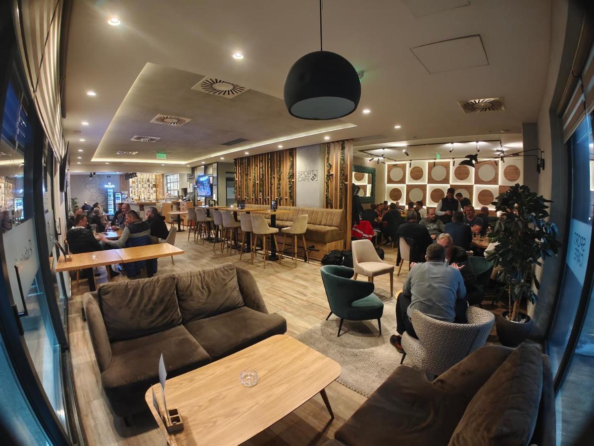 H.T Hotel Belgrade Luaran gambar